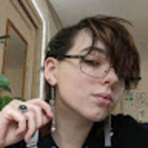 Meet your Posher, Leo